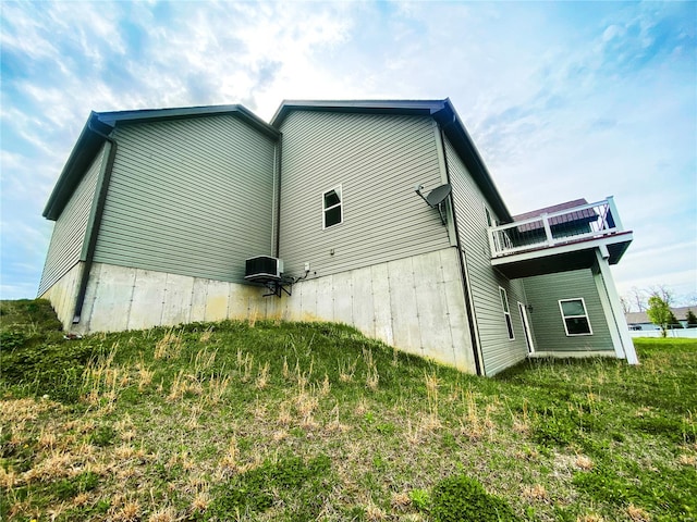view of home's exterior