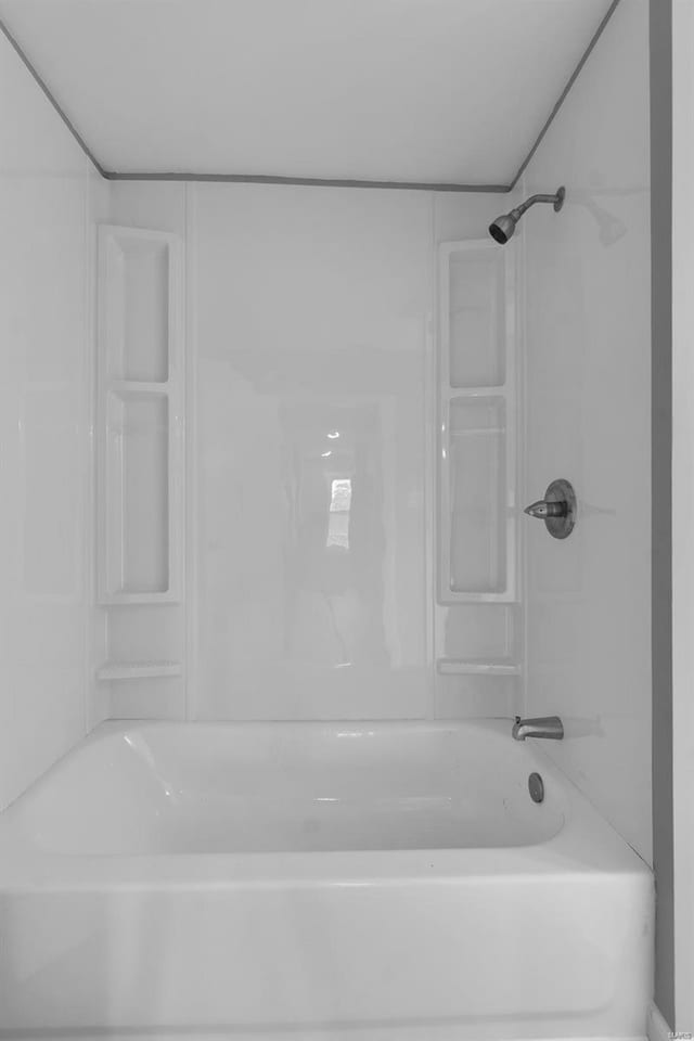 full bath featuring washtub / shower combination