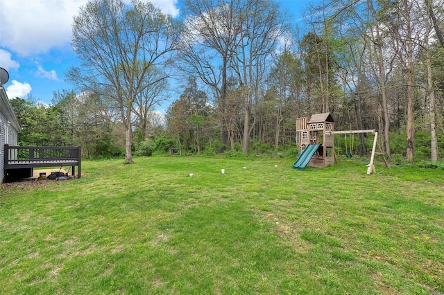 view of yard featuring a playground