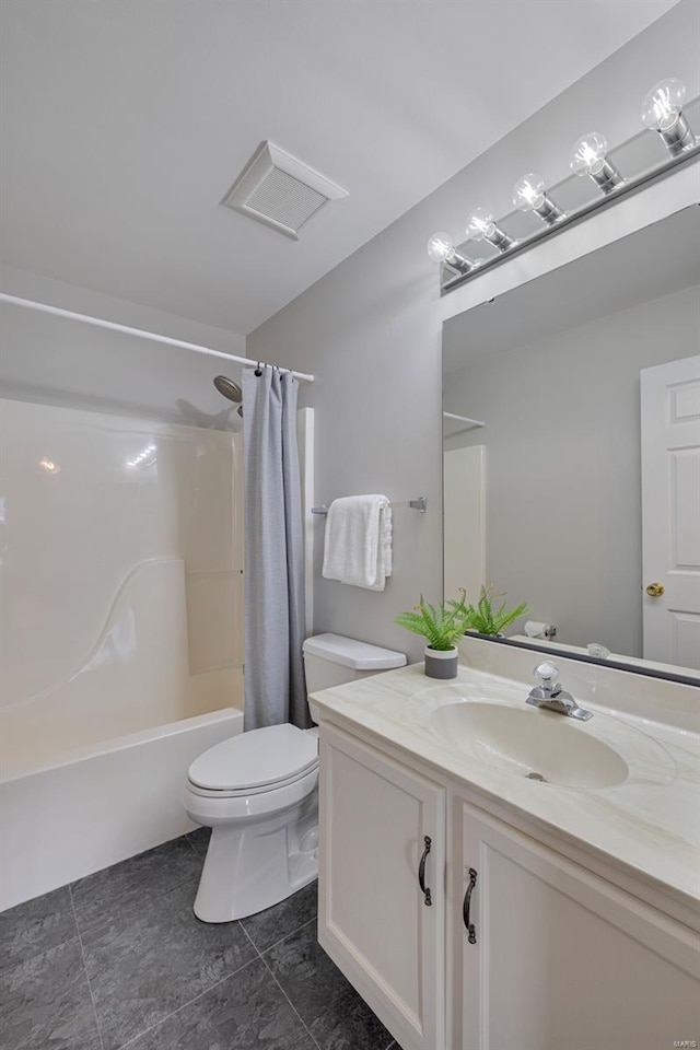 full bathroom featuring tile patterned flooring, vanity, toilet, shower / bath combo with shower curtain, and visible vents