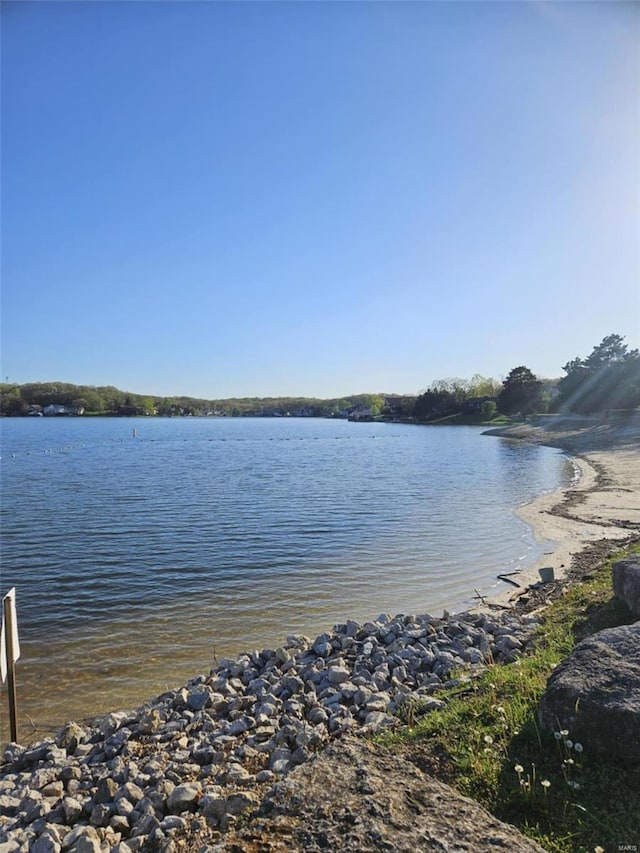 view of water feature