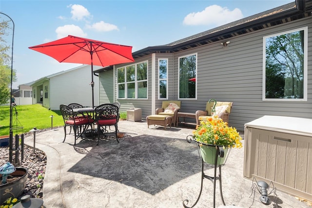 view of patio featuring outdoor dining space