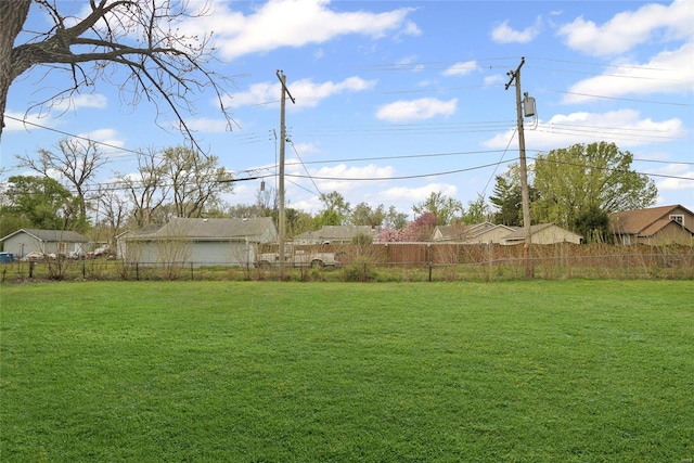 view of yard featuring fence