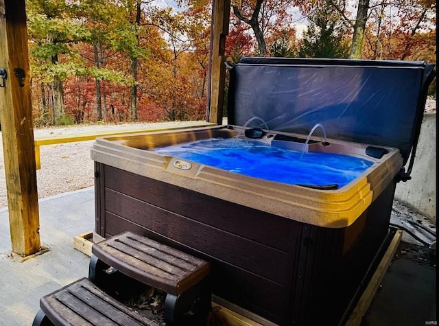 view of patio featuring a hot tub