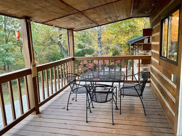 deck featuring outdoor dining space