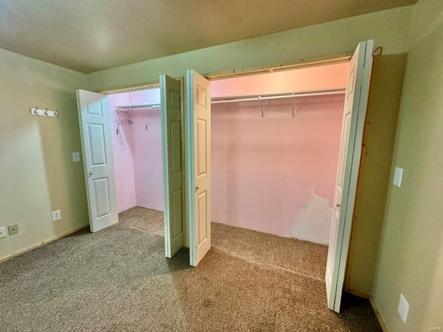 unfurnished bedroom featuring carpet flooring