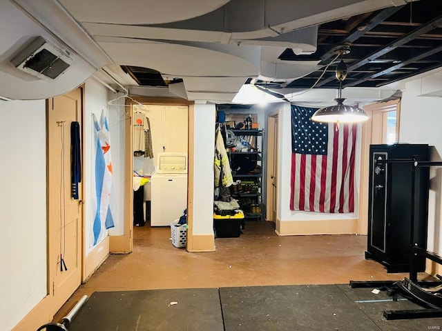 basement featuring washer / clothes dryer