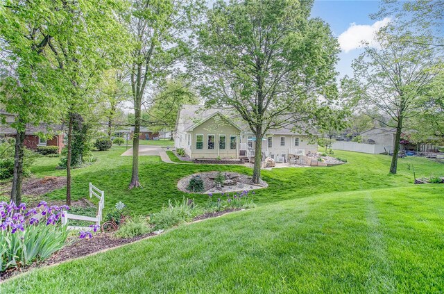view of yard with a patio area