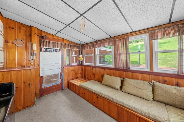sunroom / solarium featuring an outdoor hangout area