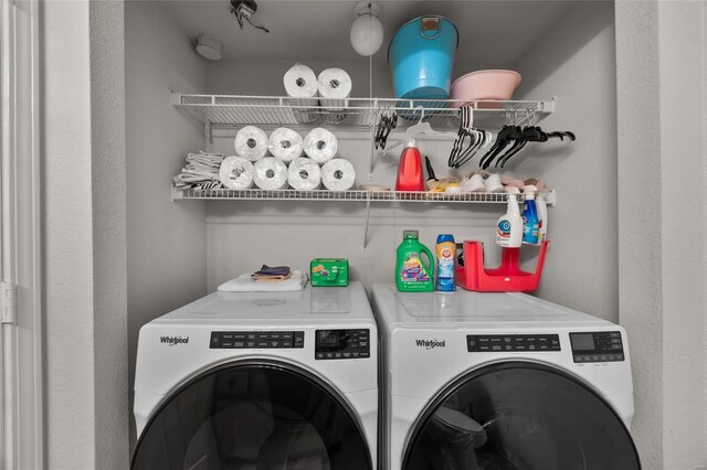 laundry room featuring laundry area and washing machine and dryer