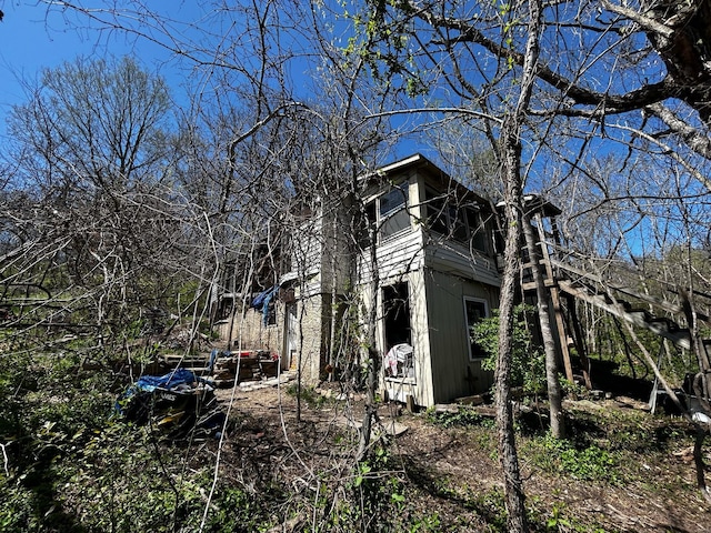 view of home's exterior