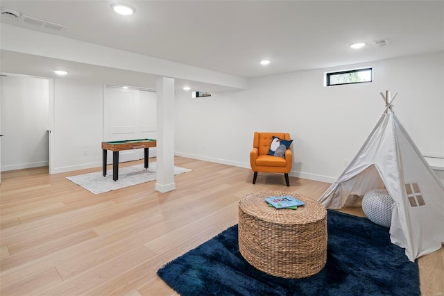 playroom featuring recessed lighting, billiards, light wood-type flooring, and visible vents