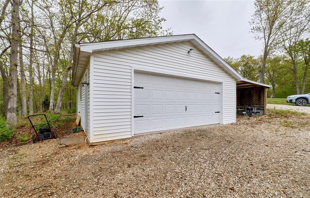 view of detached garage