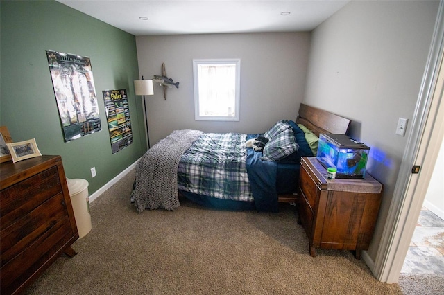 bedroom with carpet flooring