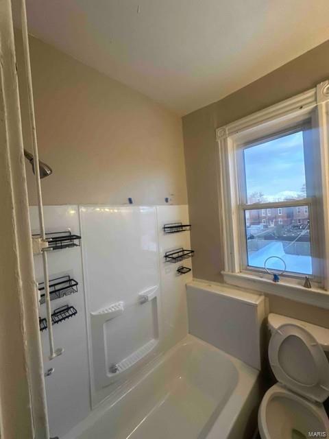 full bath with toilet