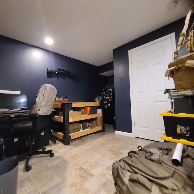 office space featuring recessed lighting and baseboards