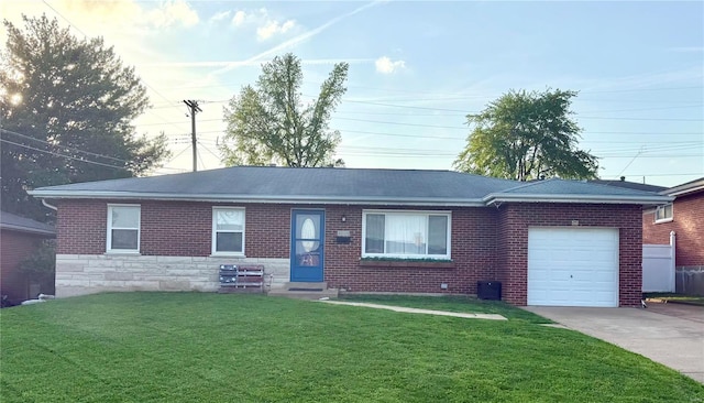 single story home with a shingled roof, brick siding, a garage, a front yard, and driveway