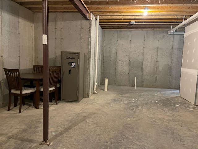 view of unfinished basement