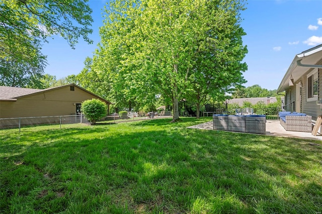 view of yard with an outdoor hangout area and a patio area