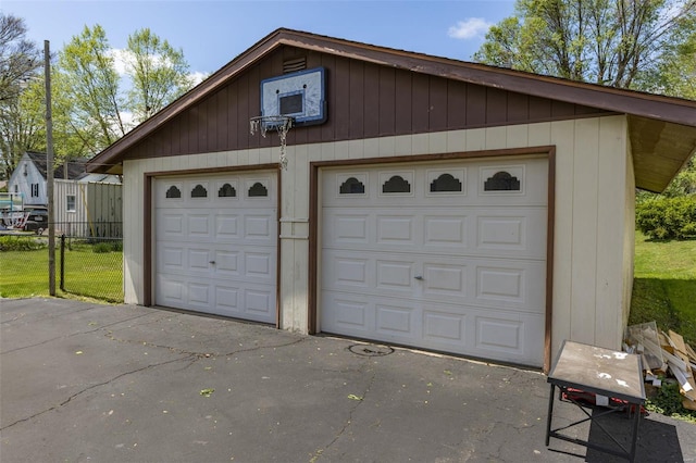 view of detached garage
