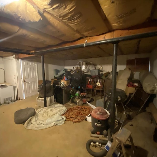 view of unfinished basement