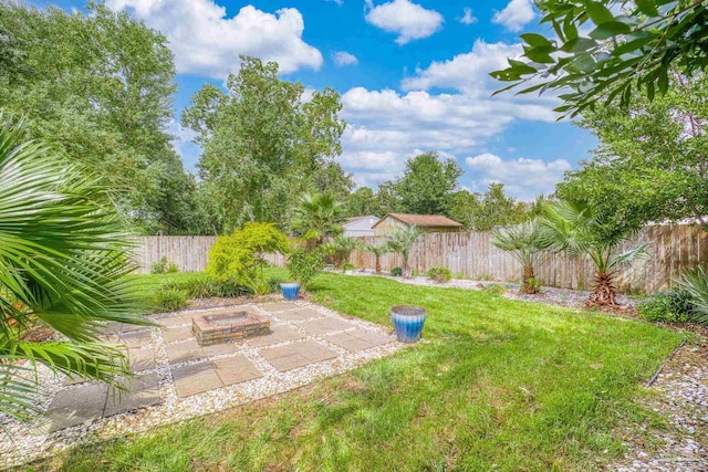 view of yard with a patio area