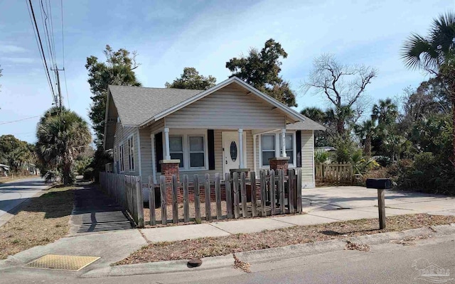 view of front of home featuring a porch