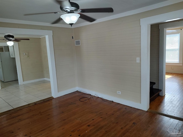 unfurnished room featuring light hardwood / wood-style flooring