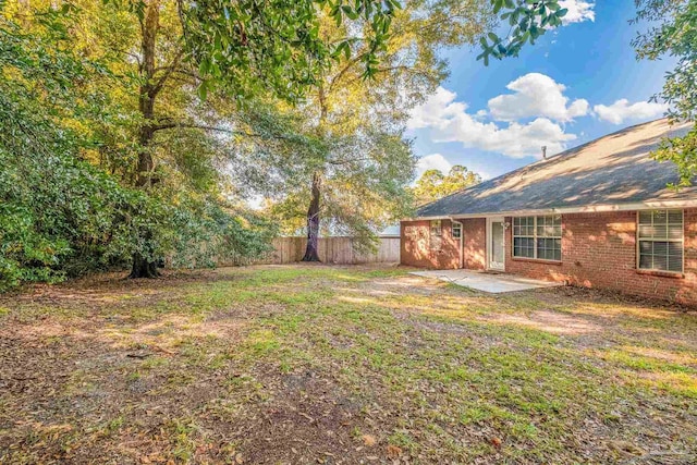 6240 Tributary St, Pensacola, FL 32526 - view of yard with a patio