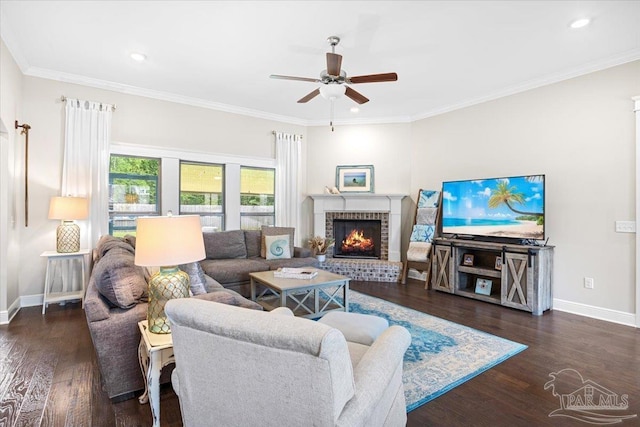 1504 Cadence Loop, Cantonment, FL 32533 - living area with a ceiling fan, baseboards, wood finished floors, ornamental molding, and recessed lighting