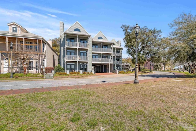 exterior space featuring a front lawn