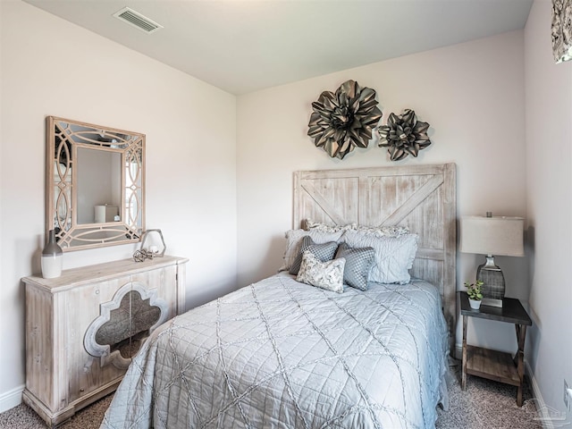 bedroom featuring carpet floors