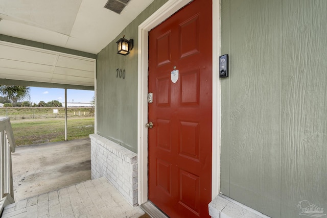 view of property entrance