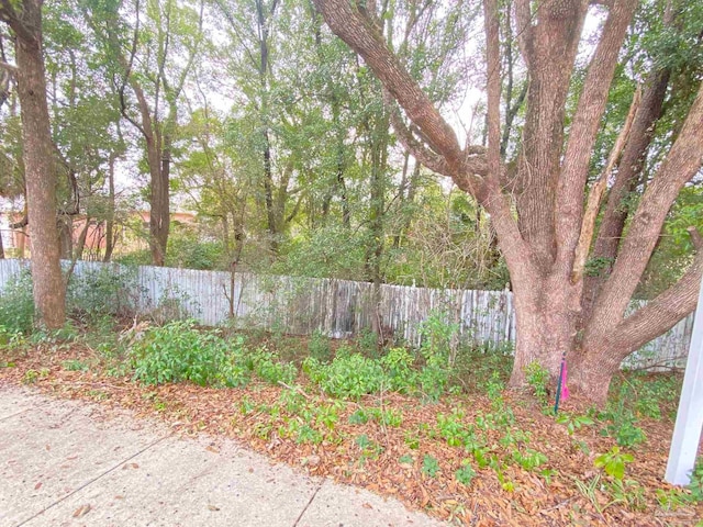 Listing photo 3 for LOT20BLKB Hermitage Dr, Pensacola FL 32504