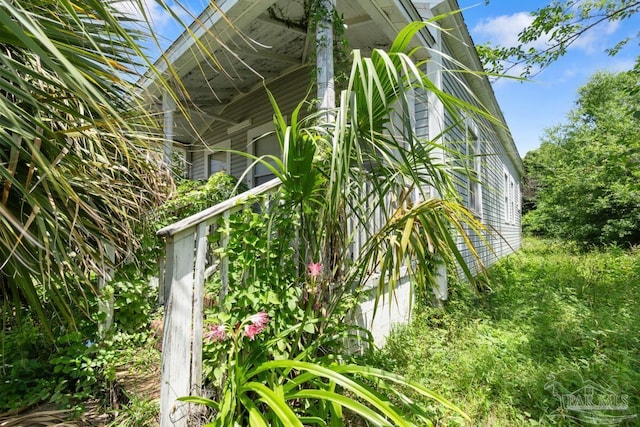 view of property exterior