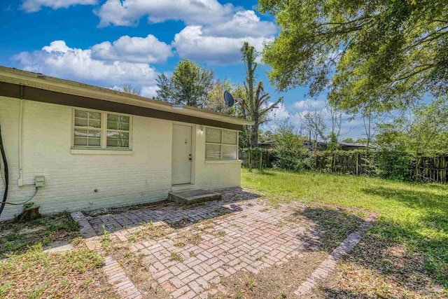 1029 Kearny Dr, Pensacola, FL 32505 - view of outbuilding with a fenced backyard