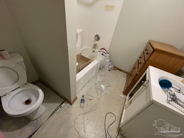 1500 N Hayne St, Pensacola, FL 32503 - bathroom featuring toilet and baseboards
