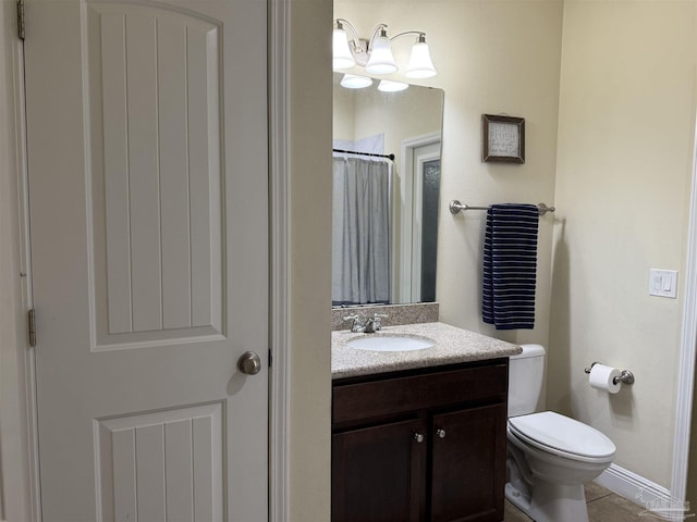 full bath featuring baseboards, toilet, curtained shower, tile patterned flooring, and vanity