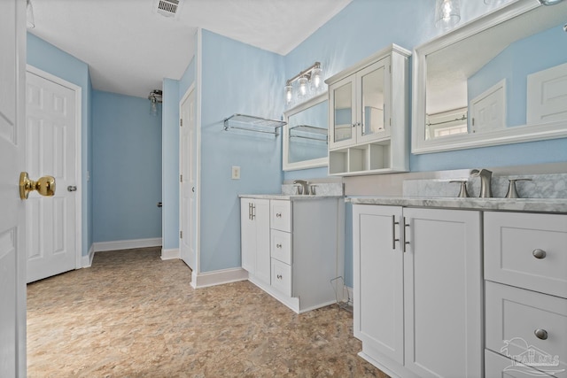 bathroom with vanity