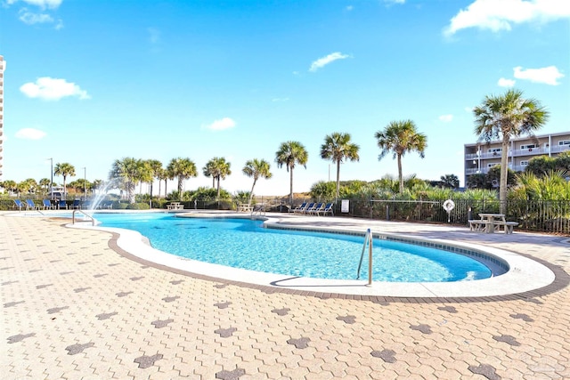 view of swimming pool