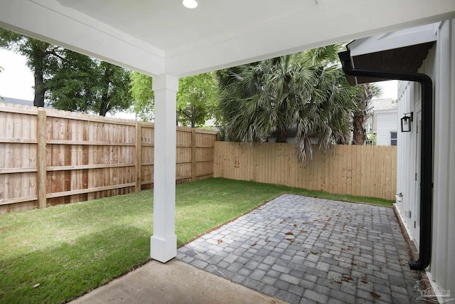 502 W Gregory St, Pensacola, FL 32502 - view of yard with a patio area