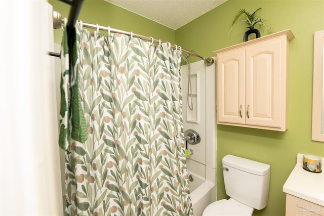 bathroom with toilet, shower / bathtub combination with curtain, and a textured ceiling