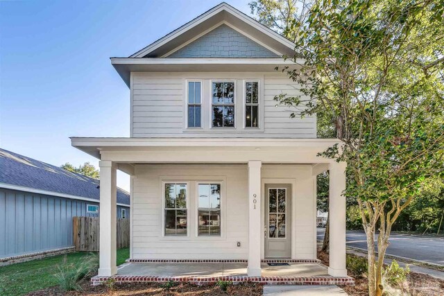 view of front of home featuring a porch