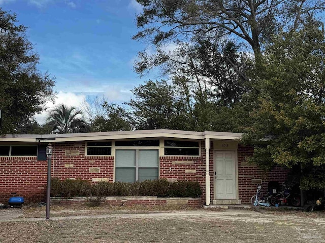 view of front of home