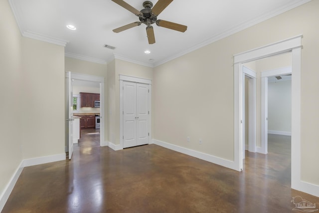 7515 Whiting Acres Ln, Milton, FL 32570 - unfurnished bedroom featuring finished concrete flooring, recessed lighting, crown molding, a closet, and a ceiling fan