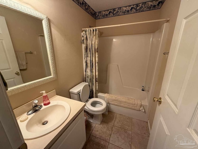 1640 Steven Dr, Gulf Breeze, FL 32563 - bathroom featuring shower / tub combo with curtain, vanity, and tile patterned flooring