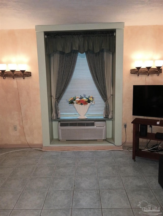 224 E Garden St Unit 306, Pensacola, FL 32502 - detailed view of a wall mounted AC