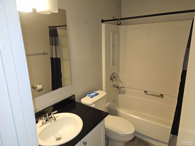 2201 Scenic Hwy Unit E-7, Pensacola, FL 32503 - full bath featuring toilet, shower / tub combo with curtain, and vanity