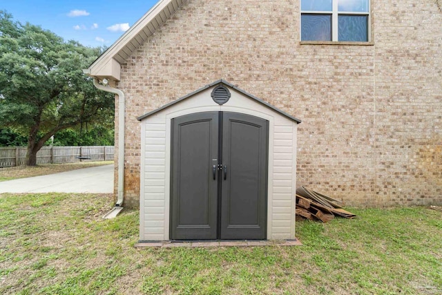 1824 Lindsey Magnolia Ct, Navarre, FL 32566 - view of shed