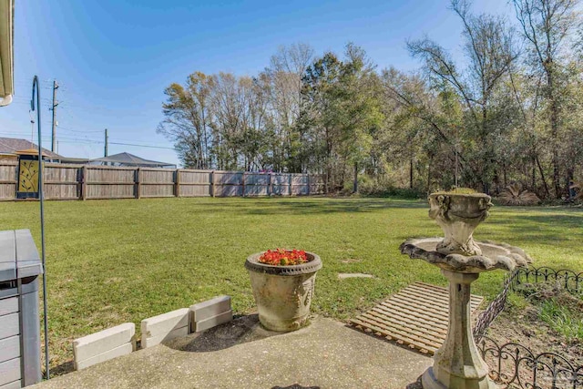 9348 Bell Ridge Dr, Pensacola, FL 32526 - view of yard with fence
